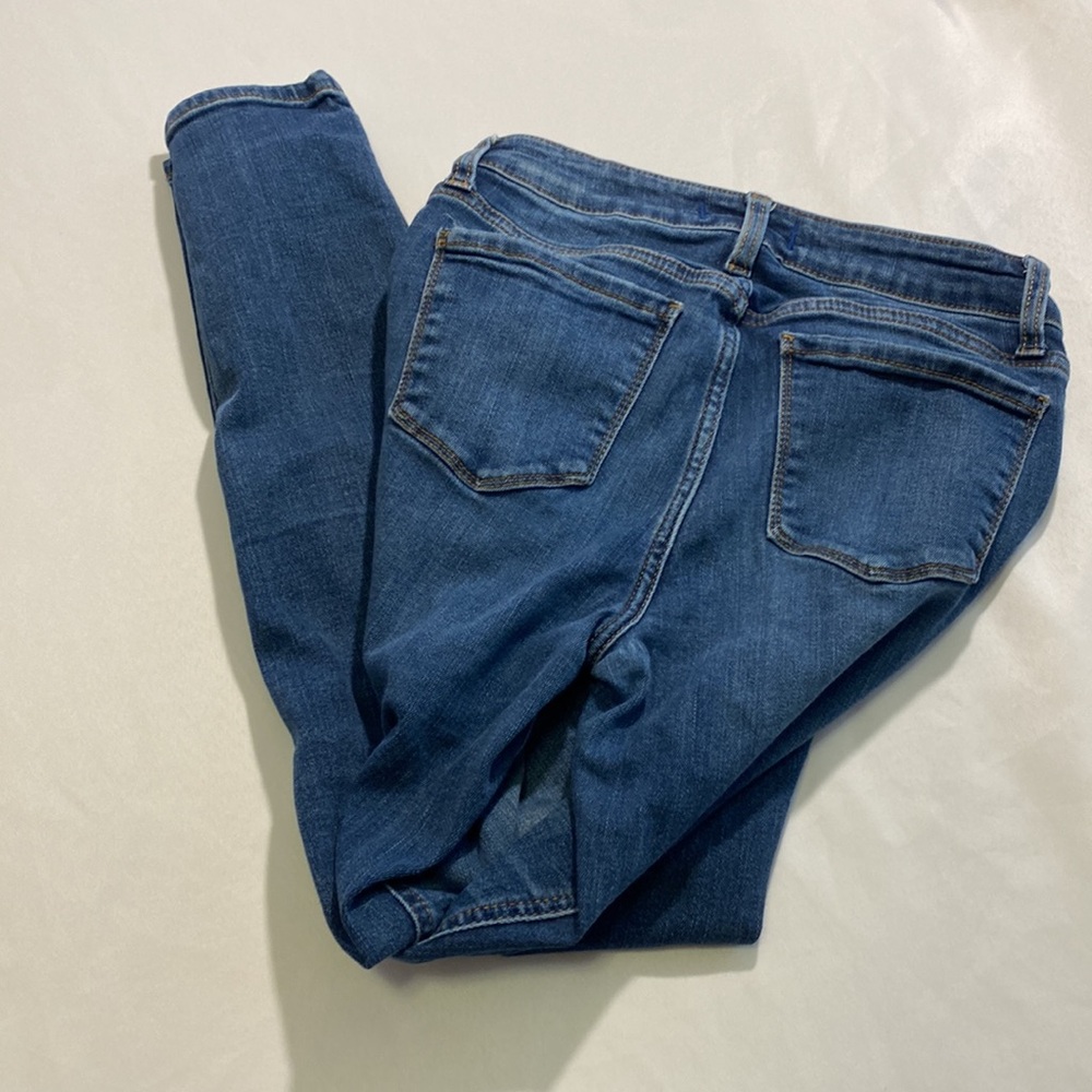 Studio Blue woman’s jeans size 26.